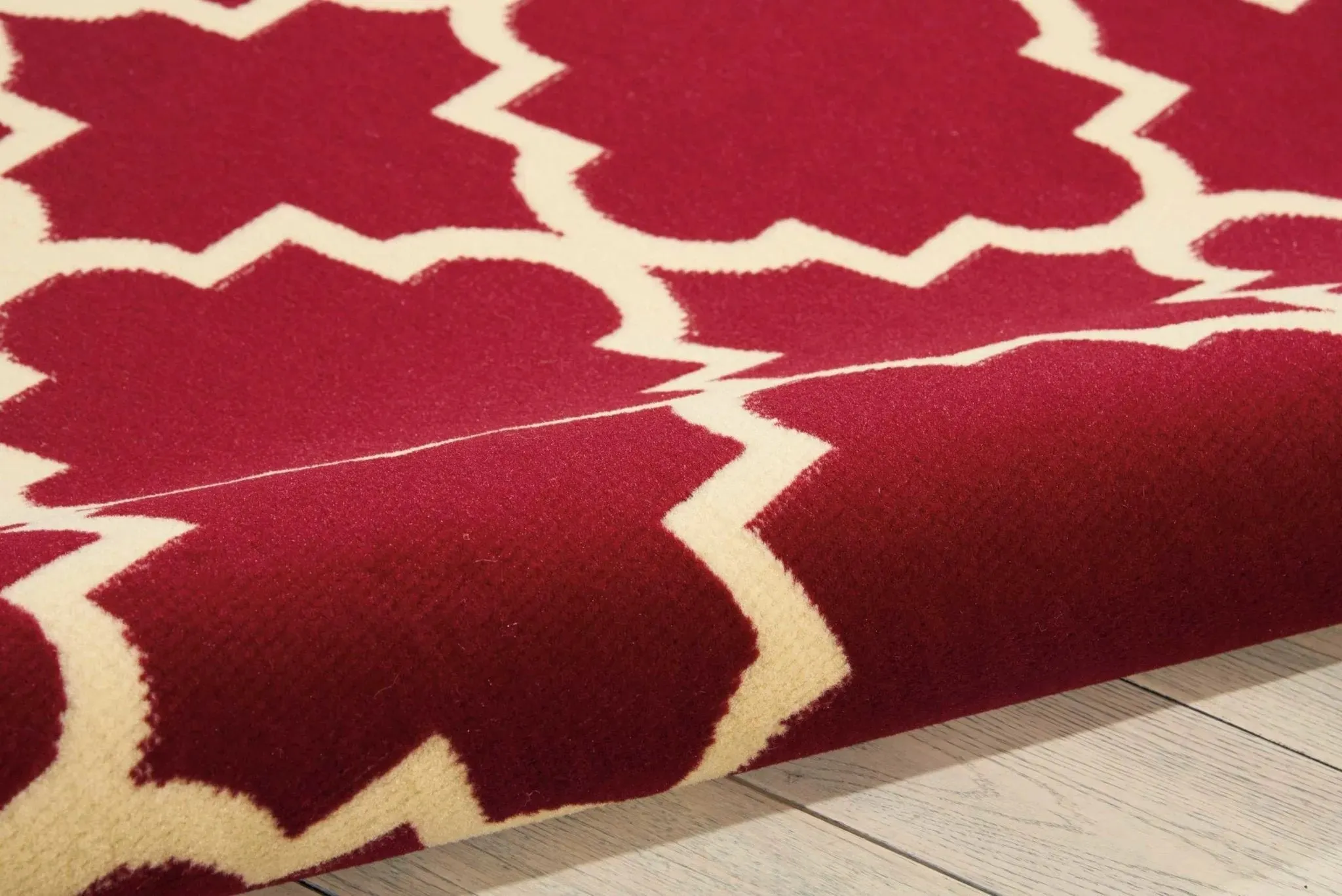 Grafix GRF08 Red Rug