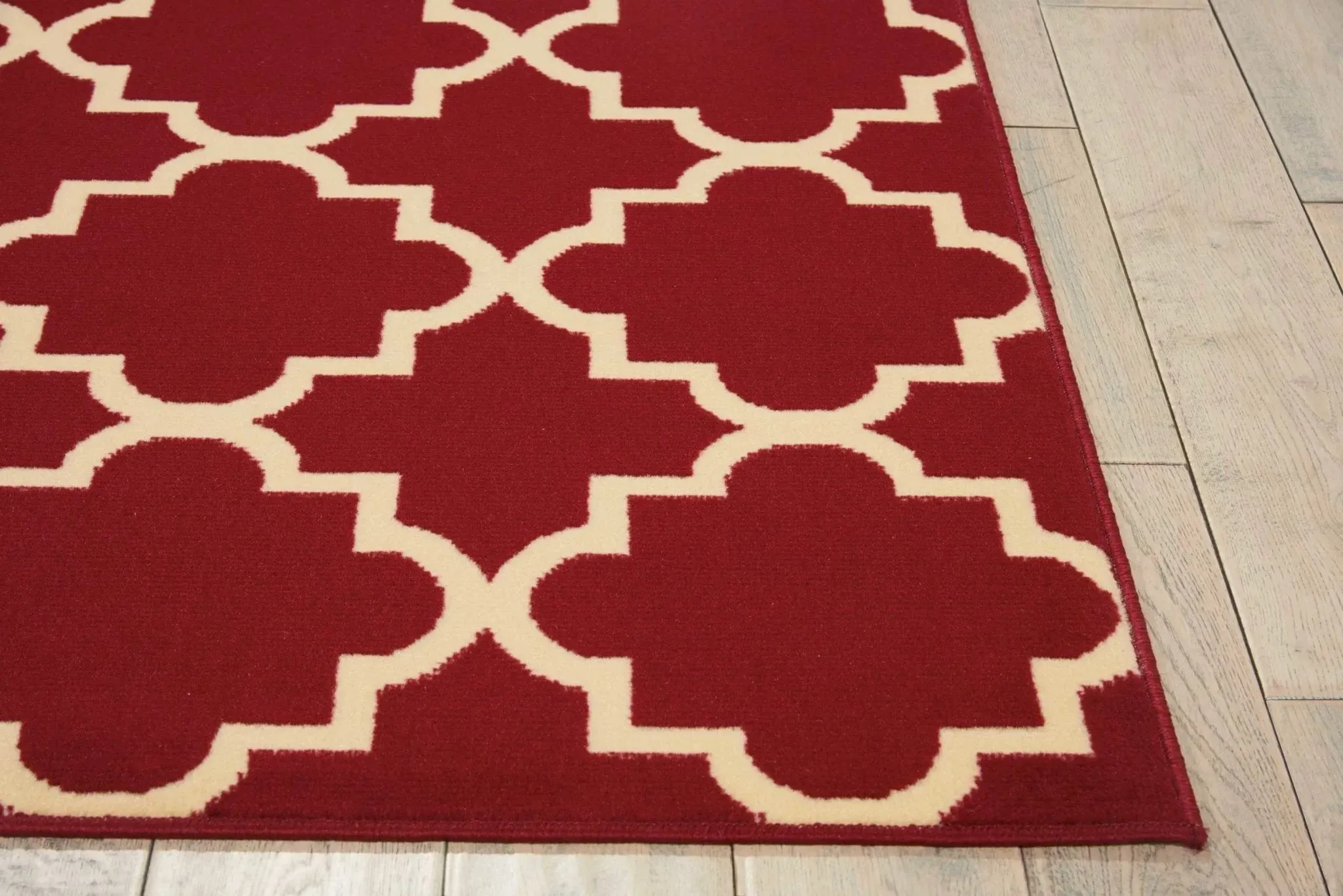 Grafix GRF08 Red Rug