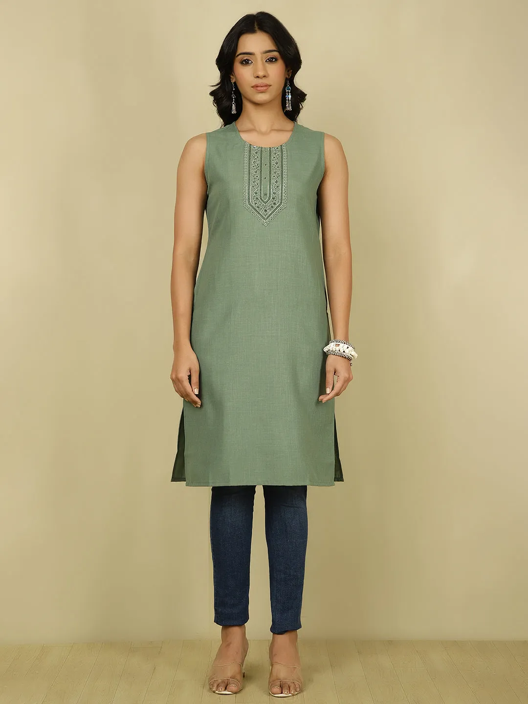 Green Embroidered Sleeveless Kurta