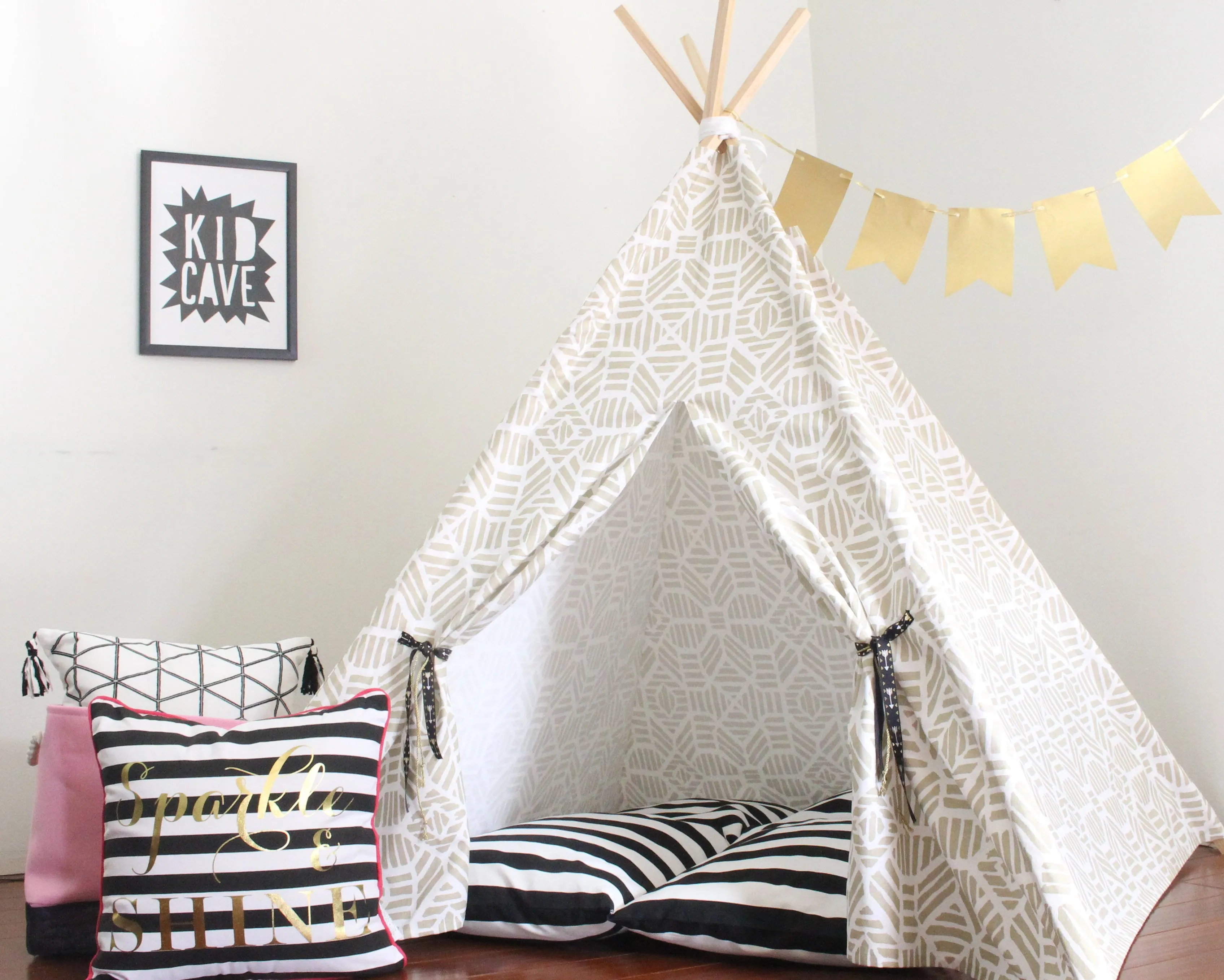 Kids Teepee Play Tent Sewing Pattern, Suitable for all fabric prints