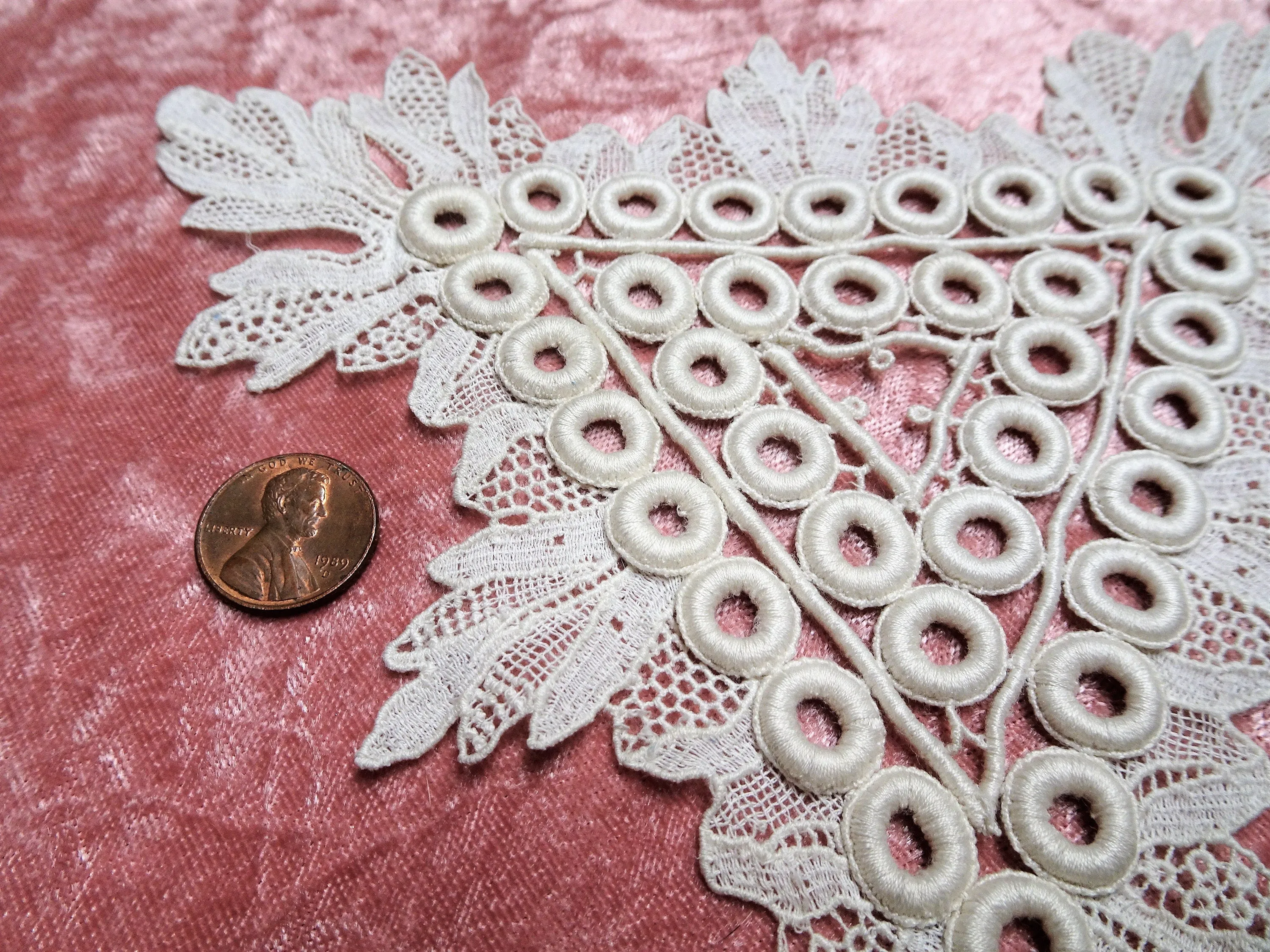 LOVELY Victorian Intricate Heavily Embroidered APPLIQUE,Large Trim for Hats,Wedding Bridal,Flapper Clothing,Collectible Vintage Lace