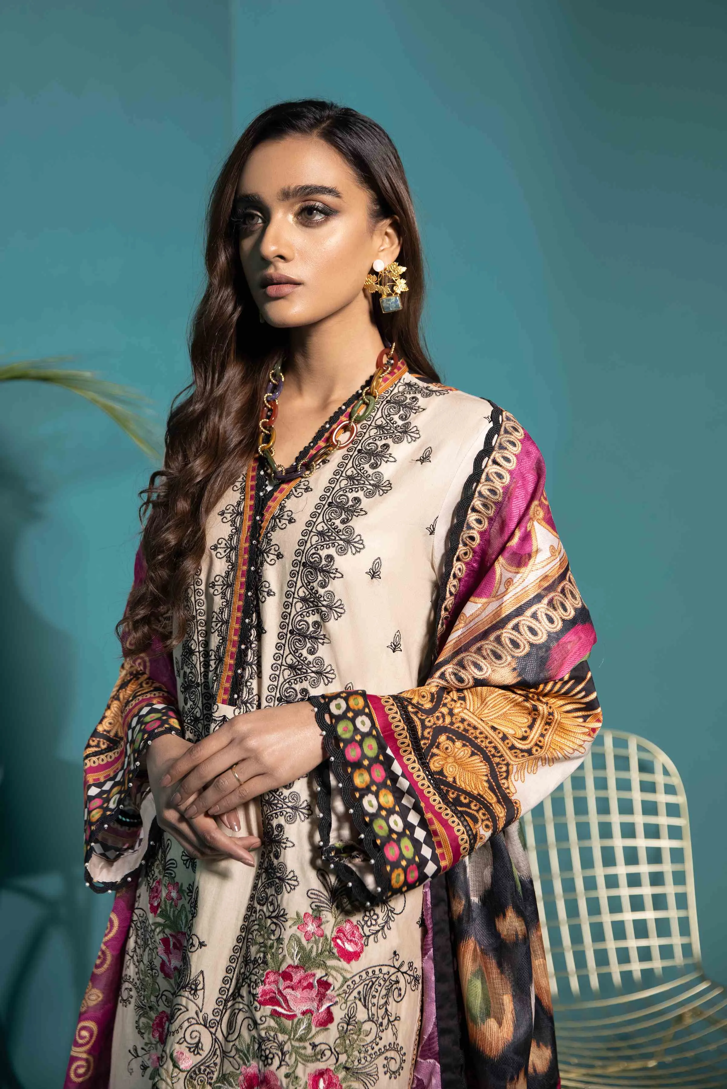 Sapphire Lawn Collection 2021 – Signature Series · Riverside